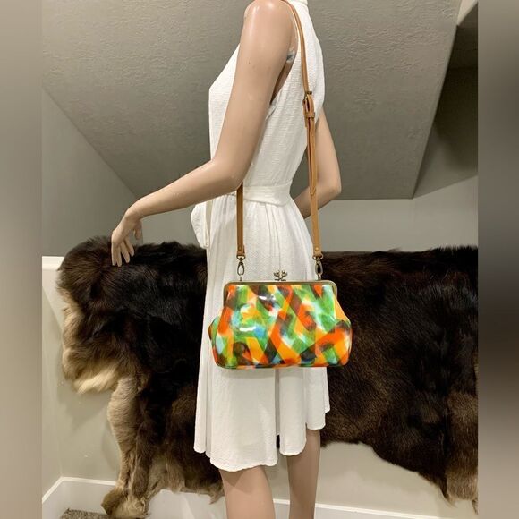 Handmade Genuine Leather Abstract Print “Birds” Kisslock Wristlet/Crossbody - Picture 7 of 17